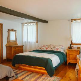 Triangle de l'île Chambre Familiale, hotel en Saint-Laurent-de-l'ile d'Orleans