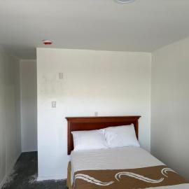Royal Motel