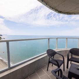 Bamboo Beach Apartments โรงแรมในซิคิสจิรี