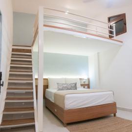 Loft Colonial, Mezzanine, Patio Espanol, AC, hotel in Calero