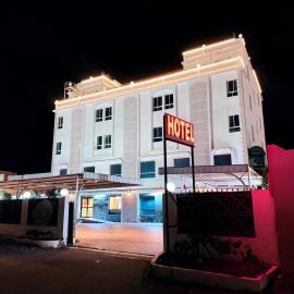 Al Barka Palace Hotel, hotel a Ma‘ābīlah