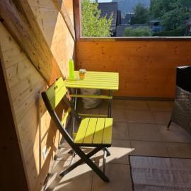Berna Signau Hab N2 l Parking lNaturaleza I Terraza, hotel v destinácii Signau
