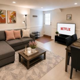 Happy, Cozy, Loving Guest Space in West Vancouver