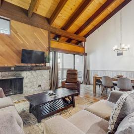Updated Lakeland Village Condo w Fireplace Pool & Private Beach