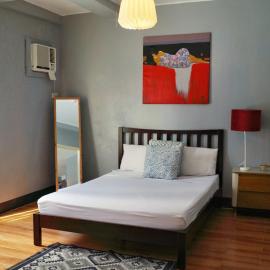 Apartment with Kitchen Walking Distance to Station Two
