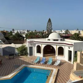 Résidence Djerba Oasis, hotel a Mezraya