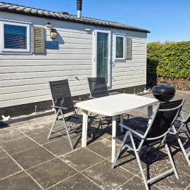 2 Bedroom Amazing Home In Makkum