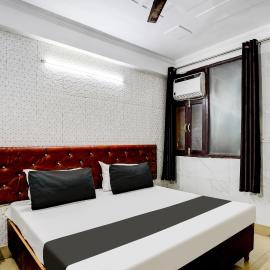 Hotel O The Maruti hotel, hotell i Noida