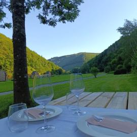 Camping Pier10, hotel u gradu 'Bourscheid'