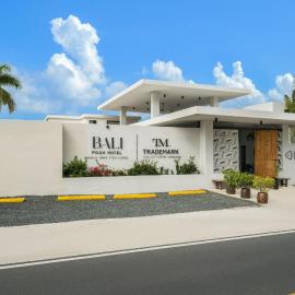 Bali Hotel Adults Only Isla Verde, a Trademark by Wyndham, hótel í San Juan