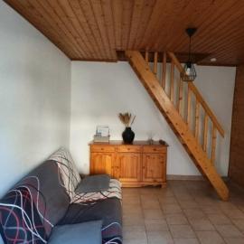 L'Aurore de Vouglans 5 mn des plages, Hotel in Pont-de-Poitte