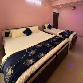 Pine View Guest House, hotell i Nāhan