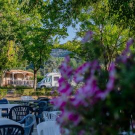 Camping Onlycamp du Rouergue، فندق في فيلفرانش-دي-رويرغ