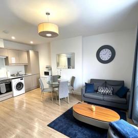La Fontaine Court Apartments - Aldershot, hotel in Aldershot