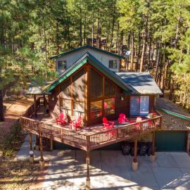 Viesnīca Chalet in the Pines Spa Game Room Wraparound Deck pilsētā Flagstāfa