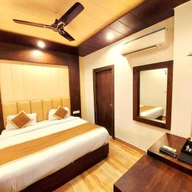 DL Hotels & Resorts Corbett, hotel em Dhikuli