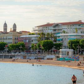 Mercure Saint Raphael Centre Plage, hotel sa Saint-Raphaël