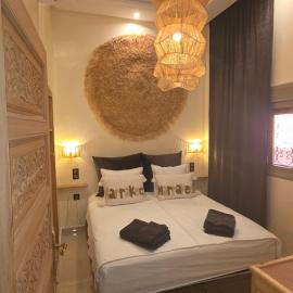 The Cozy Riad in The Medina- 3-Bedroom & Fantastic Terrace, ξενοδοχείο στο Μαρακές