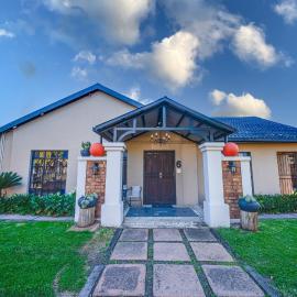13 Hobson