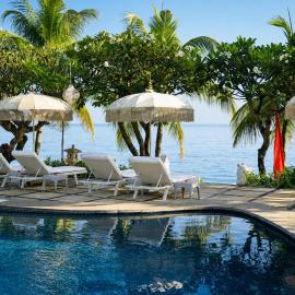 Poinciana Resort, hotel i Tejakula