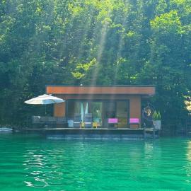 Splav Zoi Perucac, hotel in Aluga