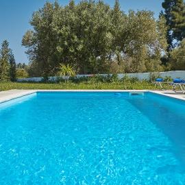 Viesnīca Luxury Villas with Private Pool & Garden in Halkidiki pilsētā Kriopigi