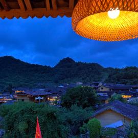 Mộc homestay & restaurant、Loung Coのホテル