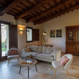 Peaceful Umbria views & heated infinity pool, hotel u gradu 'Umbertide'