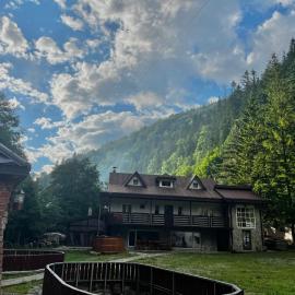 Mountain FIsh, hotell sihtkohas Bicaz