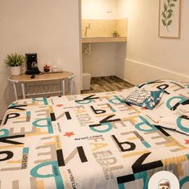 Your private haven in Salamina, хотел в Salamina