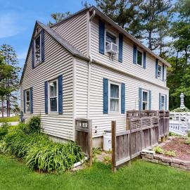 Viesnīca Tranquil Seaside Cottage with Spectacular Views, Wifi & Washer/Dryer pilsētā Boothbay