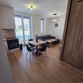 Apartment 88 Zvolen Centre - Next to Europa SC