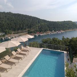 Dream View Villa, hotel di Jadranovo