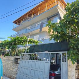 Eljo Apartment