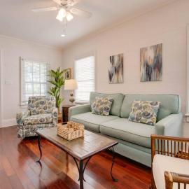 Turtle Nest Condo - Pool - 2nd Floor
