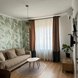 La Flora Apartment