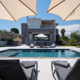 Adriana Horizon Villa, Pool & Hillside View