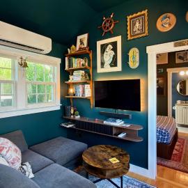 Helltown Hideaway - Private Patio, Walk Anywhere, Free Parking, hotell i Provincetown
