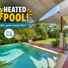 Entire 4 bedroom home in Palm Cove, hotel in Palm Cove