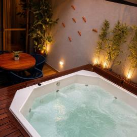 Flat Premium Cabo Branco com Jacuzzi Privativa com Área Externa Exclusiva - IN JAMPA FLATS