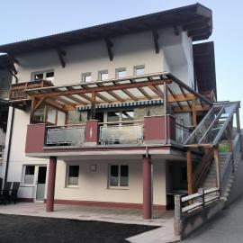 Apartment in Strengen with mountain views, hotel in Strengen