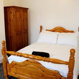 Workington Rooms - Simple Self Catering Accommodation - Workington Town Centre, hotel in Workington