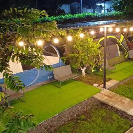 Camping Green house