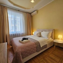 Патріотична квартира Мережа Alex Apartments Цілодобове безконтактне заселення