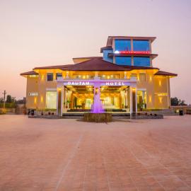 Gautam Hotel Dhanusha, hotel en Lālbhitti