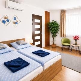 Clementine Apartman by Flats4You, hotel a Százhalombatta
