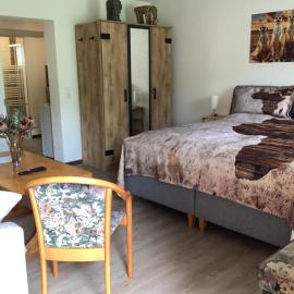 Apartment far away from Africa, hotel in Steinach
