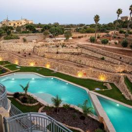 Hal Wardija Resort Apartments, хотел в Qala
