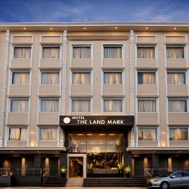 Hotel Landmark Near Golden Temple