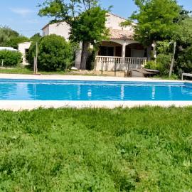 Villa spacieuse à Aimargues avec piscine privée